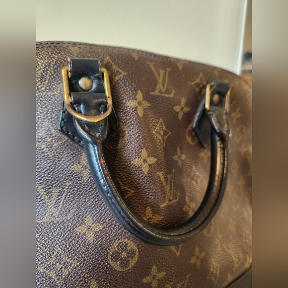 Authentic Louis Vuitton Alma Vintage 1996 - Picture 4 of 14